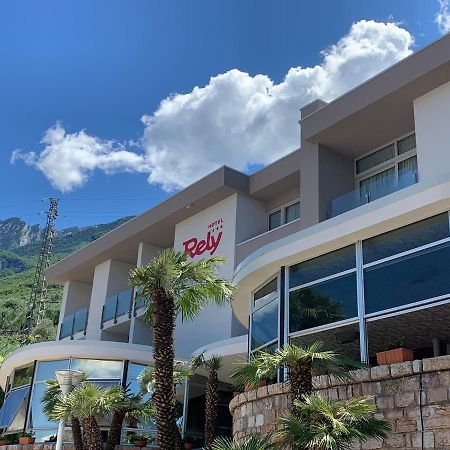 Hotel Residence Rely Brenzone sul Garda Ngoại thất bức ảnh