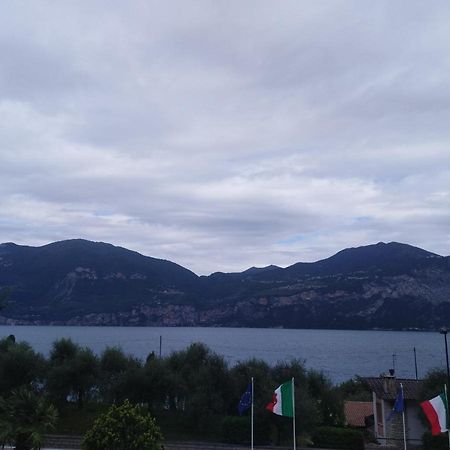 Hotel Residence Rely Brenzone sul Garda Ngoại thất bức ảnh