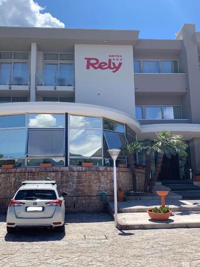Hotel Residence Rely Brenzone sul Garda Ngoại thất bức ảnh