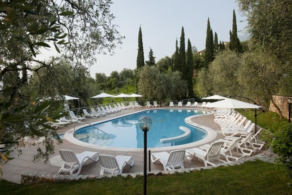 Hotel Residence Rely Brenzone sul Garda Ngoại thất bức ảnh