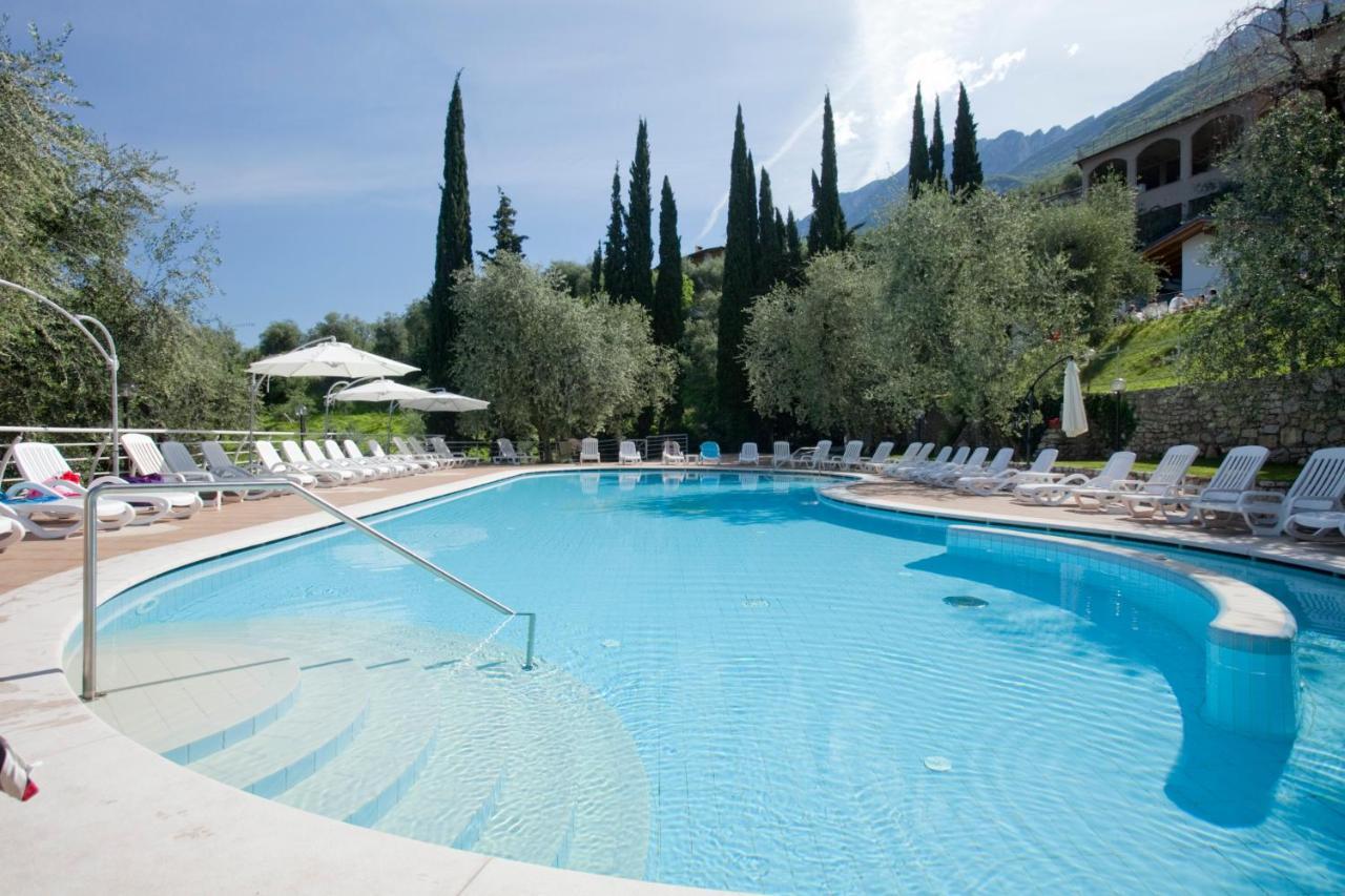 Hotel Residence Rely Brenzone sul Garda Ngoại thất bức ảnh